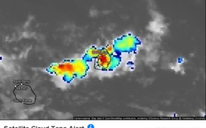ILES SOEURS: Avertissement/Vigilance Fortes Pluies/Orages pour MAURICE et une partie de la RÉUNION, mise à jour: 26/12 21h