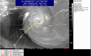TC 13S(EMNATI): bearing down on Mananjary &amp; Manakara/Madagascar, landfall forecast within 24hours, 22/03utc