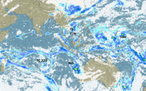 TC 22S(HALIMA): forecast to fall below 35kts after 24h//TD 01W: made landfall //Invest 96S and Invest 94W, 31/03utc