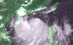 TY 11W(TOKAGE) peaked as a CAT 3 US//TS 10W(MA-ON): forecast landfall SW of Hong Kong by 24h// Invests 98W &amp; 91E, 24/09utc