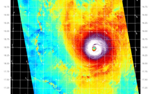 Super Typhoon 15W(BOLAVEN) peaks as a very powerful CAT 5 US// 3 WEEK GTHO maps//1115utc 