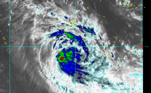 TC 02P(MAL) peaked as a CAT 1 US while tracking just west of FIJI//1503utc