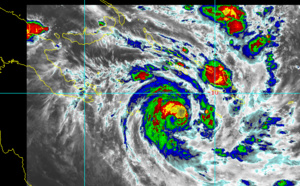 TC 03P(JASPER) forecast to rapidly intensify up to US CAT 3 by 30H// 3 week GTHO maps Tropical Cyclone Probability//0615utc