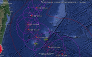 TC 05S is forecast to intensify significantly next 72h and dangerously approach REUNION and MAURITIUS islands//1215utc