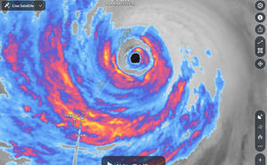 WESTERN PACIFIC: Super Typhoon 04W(SINLAKU) CAT 4 US exhibiting an eye-wall replacement cycle with imminent landfall near AGUIJAN or TINIAN with very destructive winds/ SOUTH INDIAN: Invest 92S/140900 UTC /