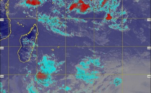 ILES SOEURS: Maurice/Réunion/Rodrigues/Agaléga/Tromelin: relevés &amp; analyses climatologiques du 08/10/26